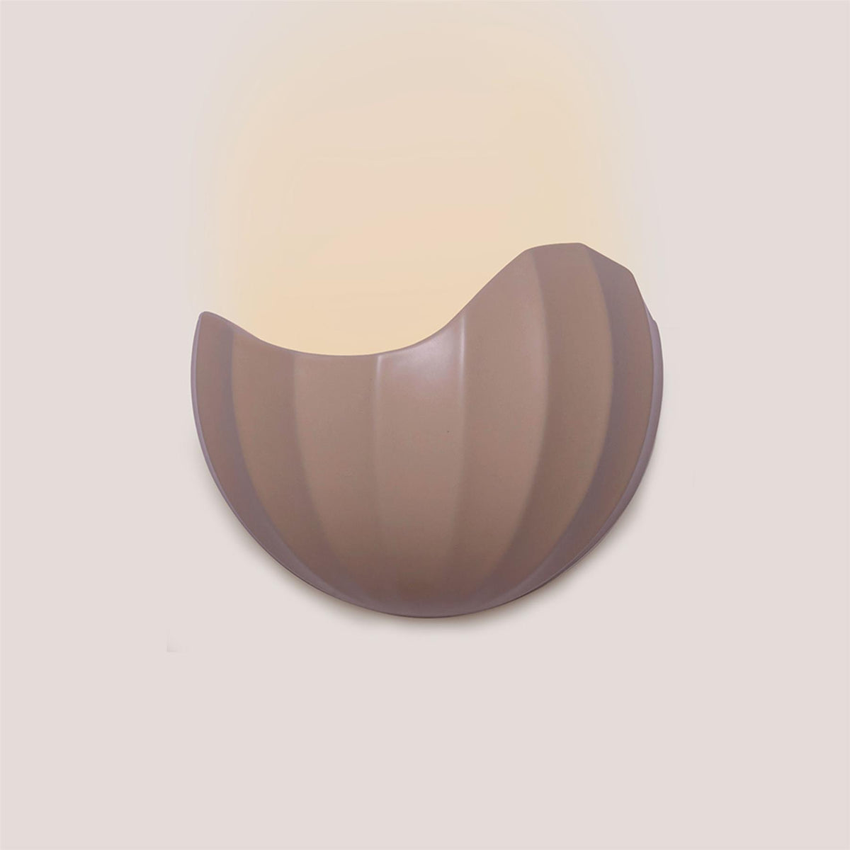 Patricia Lobo Onna Wall Light