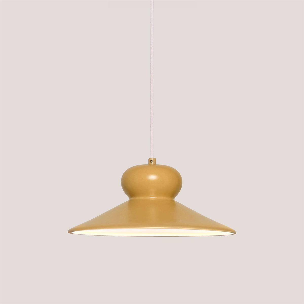 Patricia Lobo Ova Pendant Light