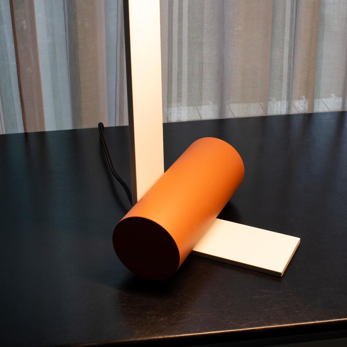 TOOY Nastro Table Lamp