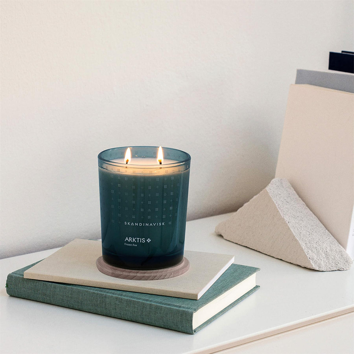 Skandinavisk Scented Candle 350g