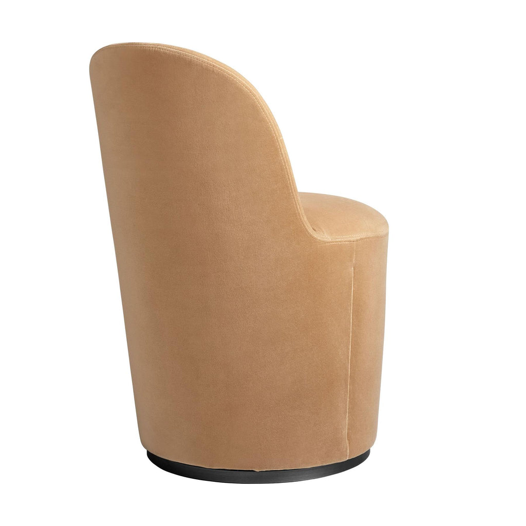 GUBI Tail Dining Chair