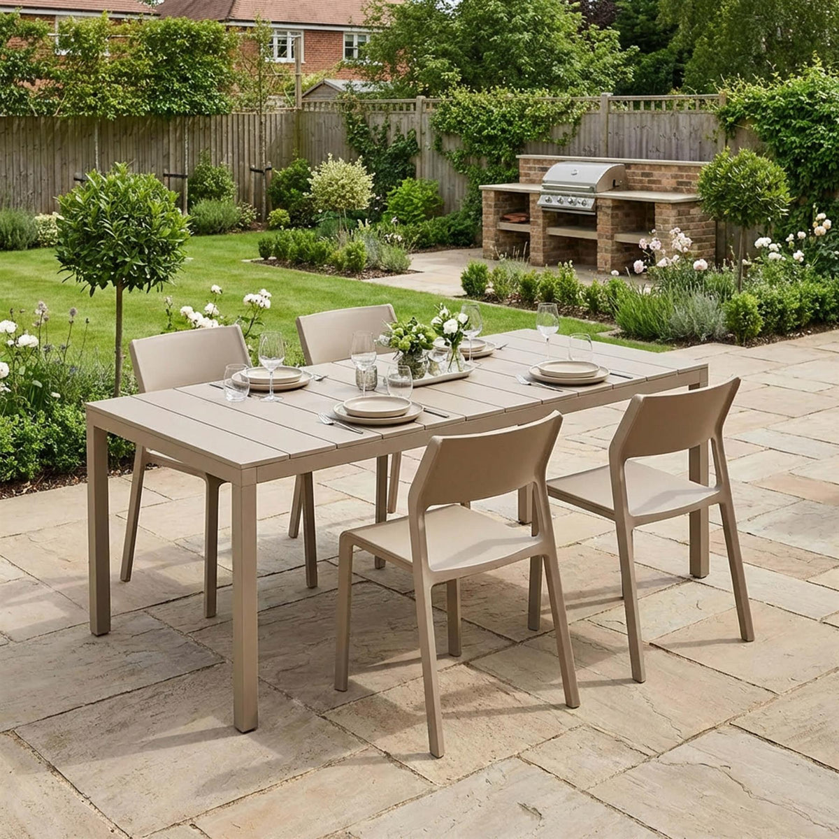 Nardi Trill Outdoor Dining Set - Medium - Curated by Holloways of Ludlow