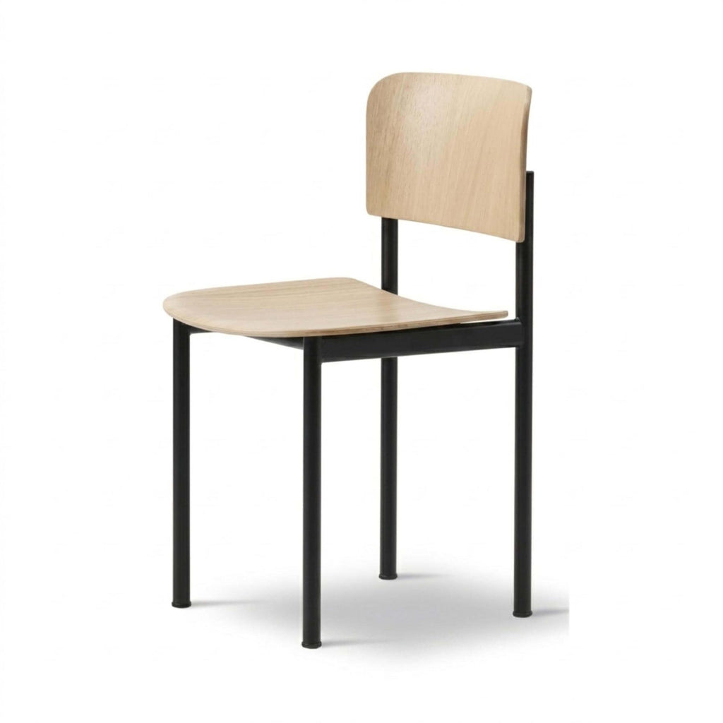 Fredericia Plan Dining Chair with Metal Legs