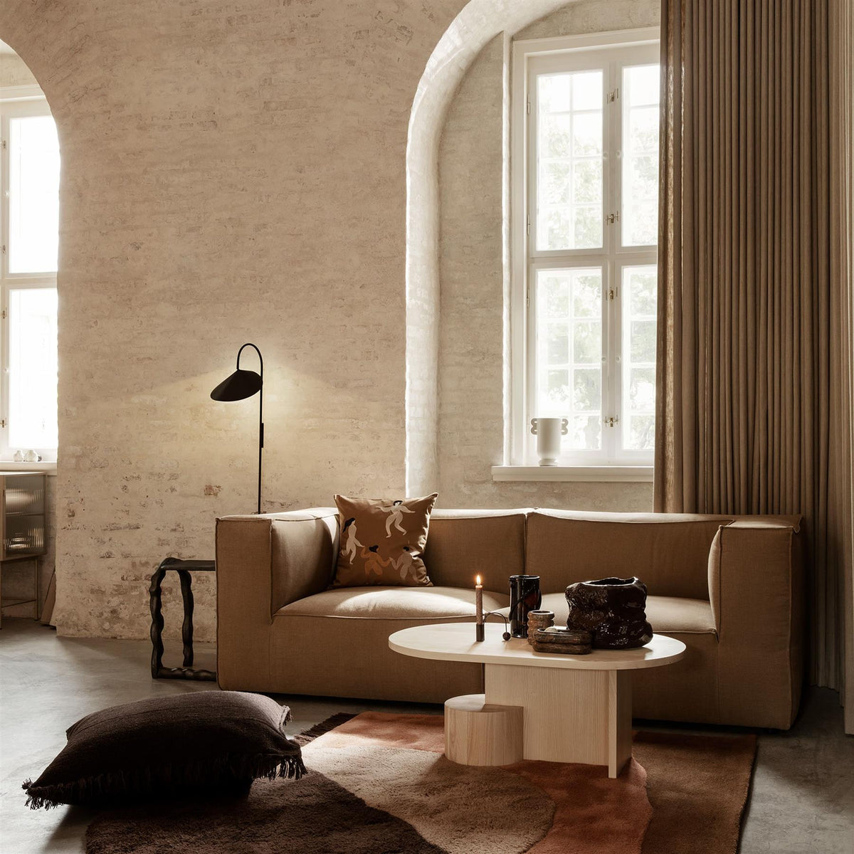 Ferm Living Arum Tall Wall Light