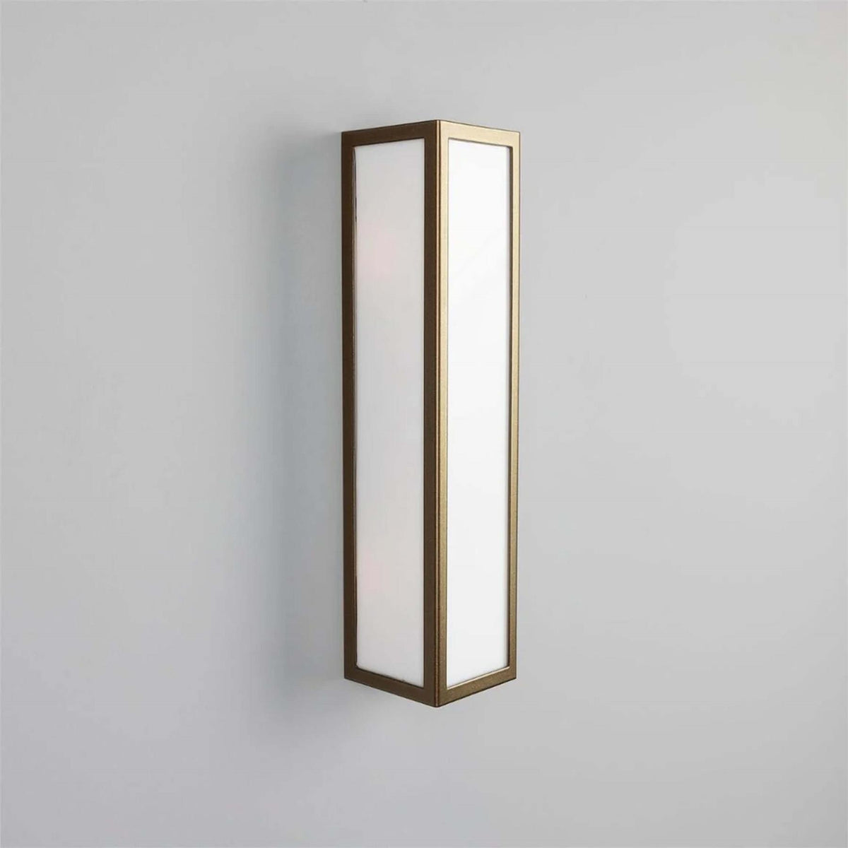 Mullan Lighting Bata Modern Bathroom Wall Light