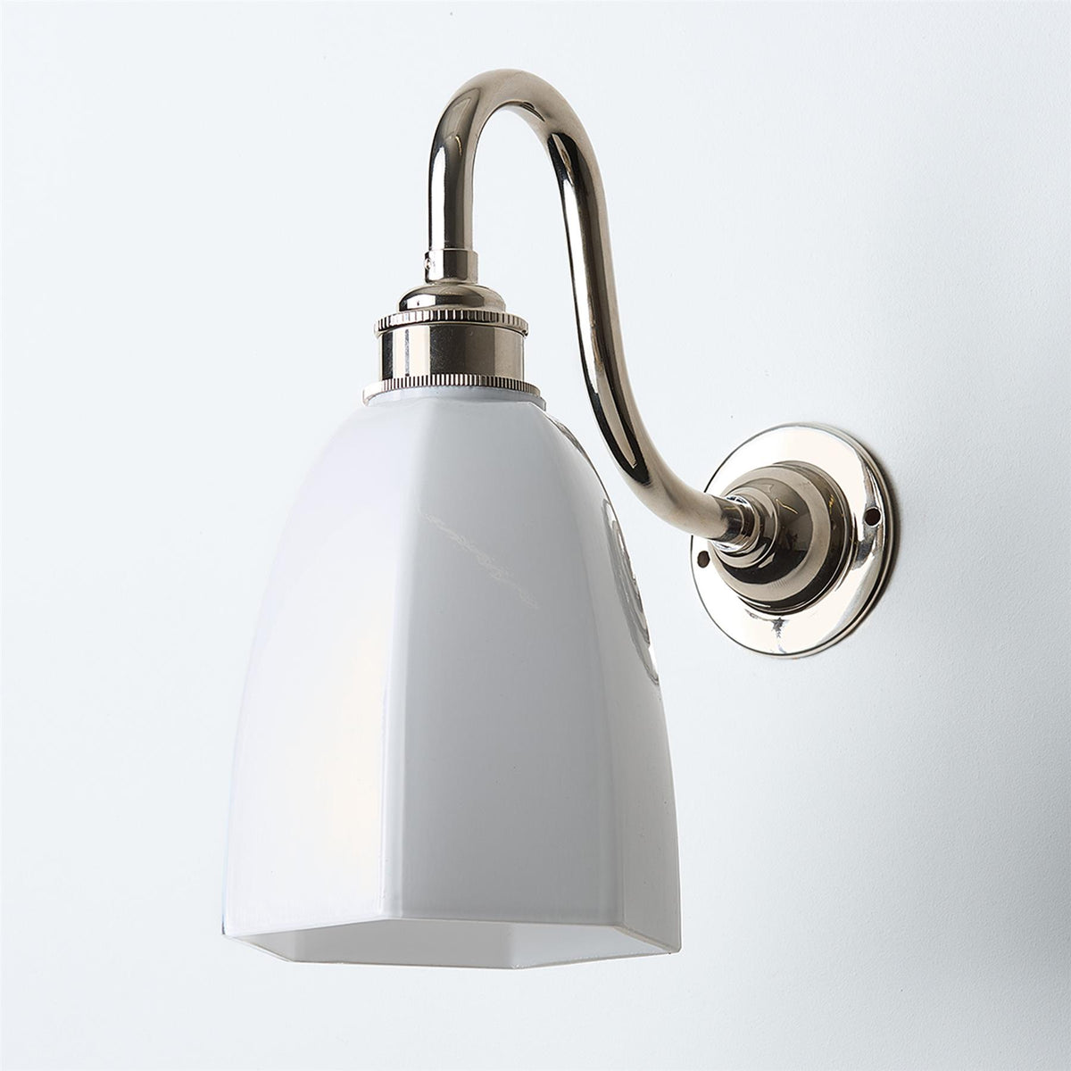 Old School Electric Gatsby Wall Light : Swan Arm