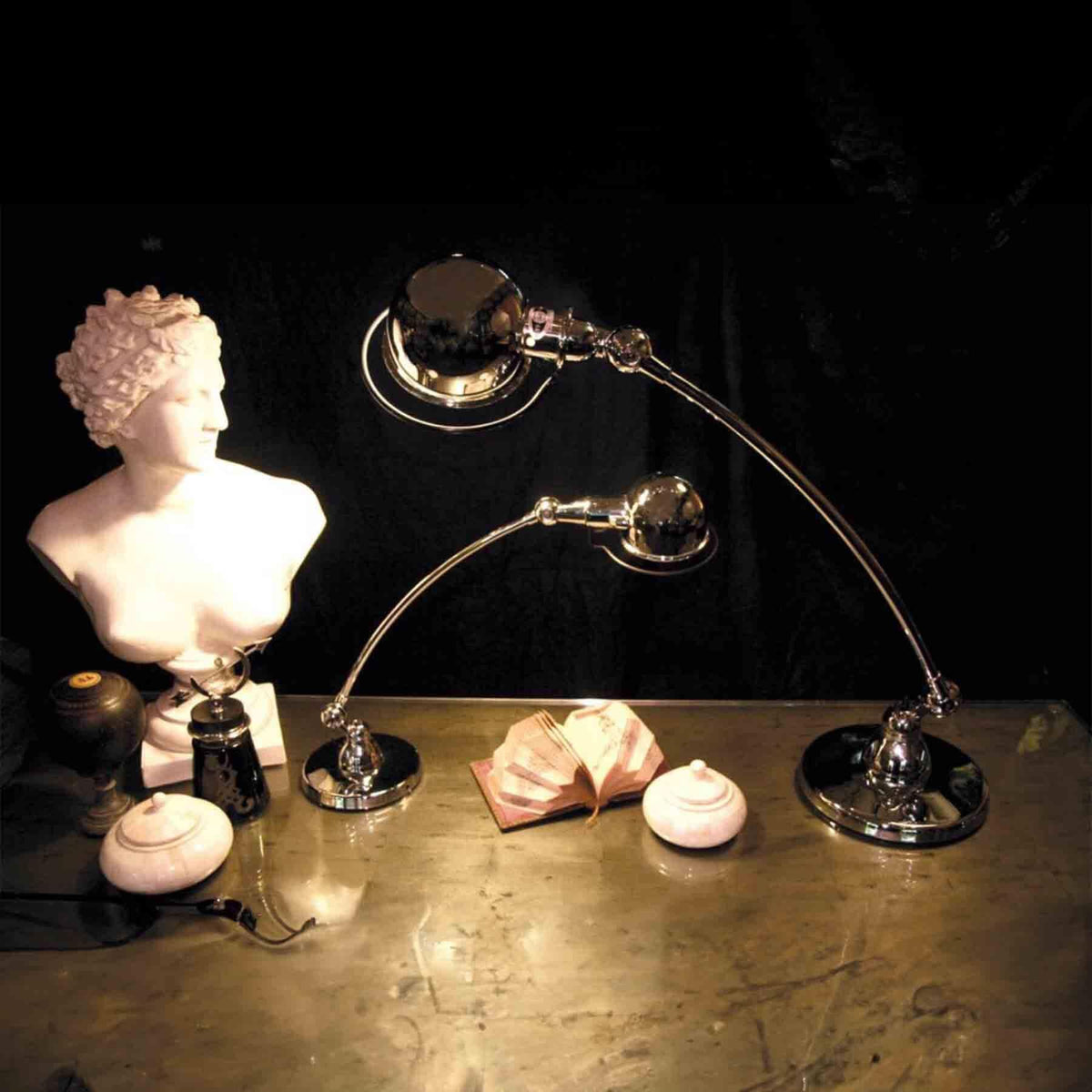Jielde Signal Curve Arm Desk Lamp