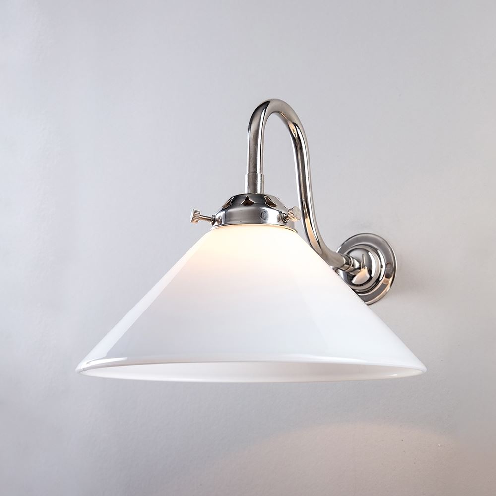 Outlet Old School Electric - Bathroom Version : Conical B22 Glass Wall Light