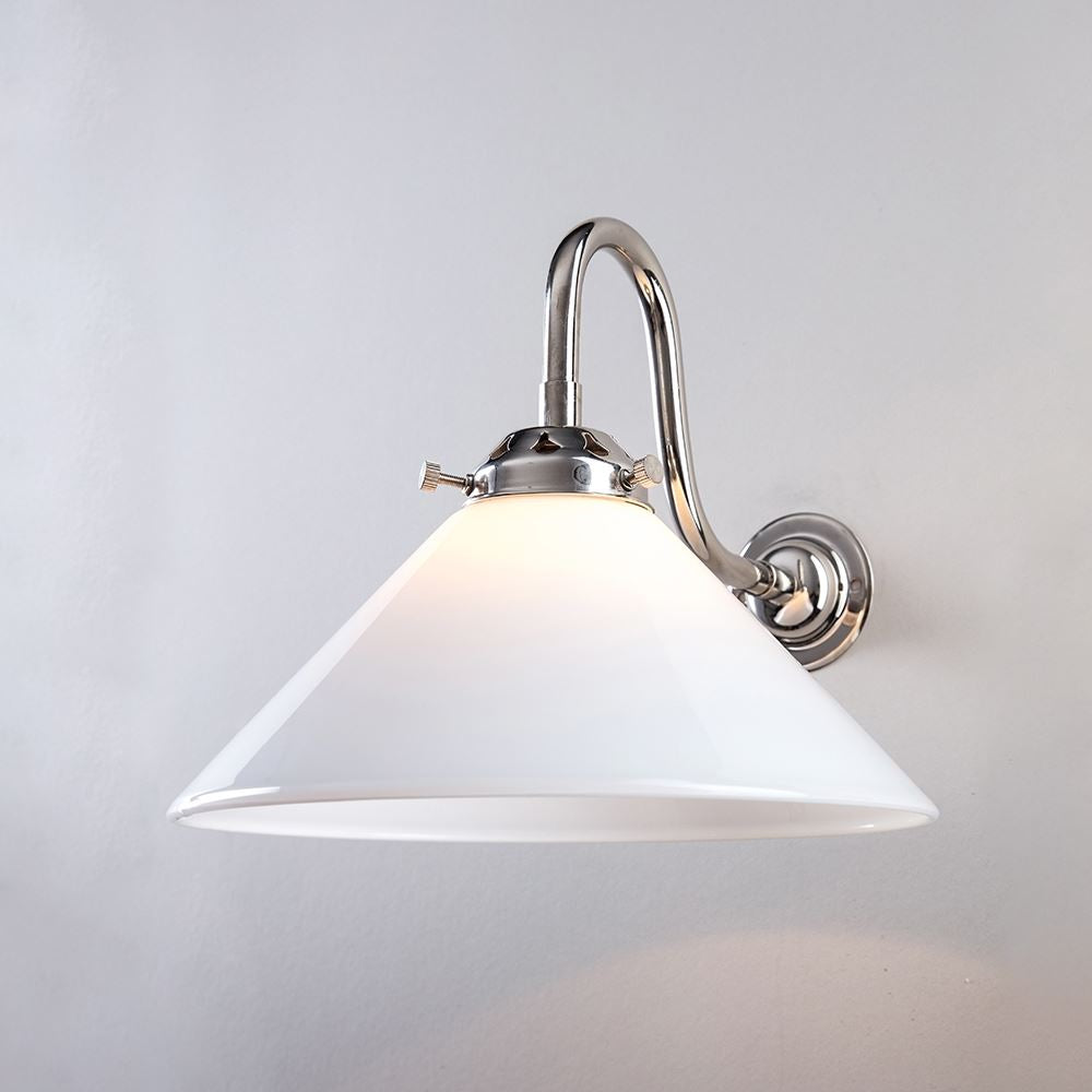 Outlet Old School Electric - Bathroom Version : Conical B22 Glass Wall Light