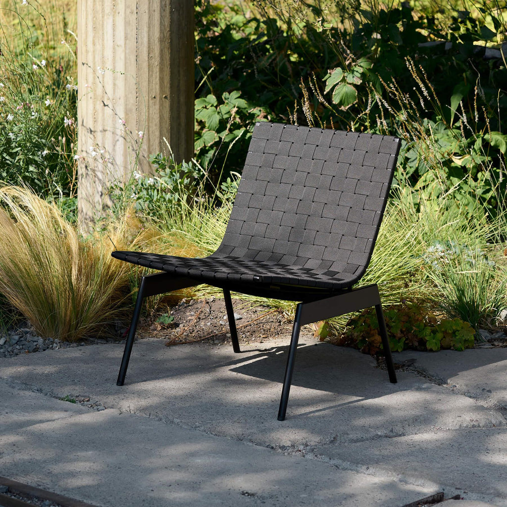 &Tradition Ville AV44 & AV55 Garden Lounge Chair
