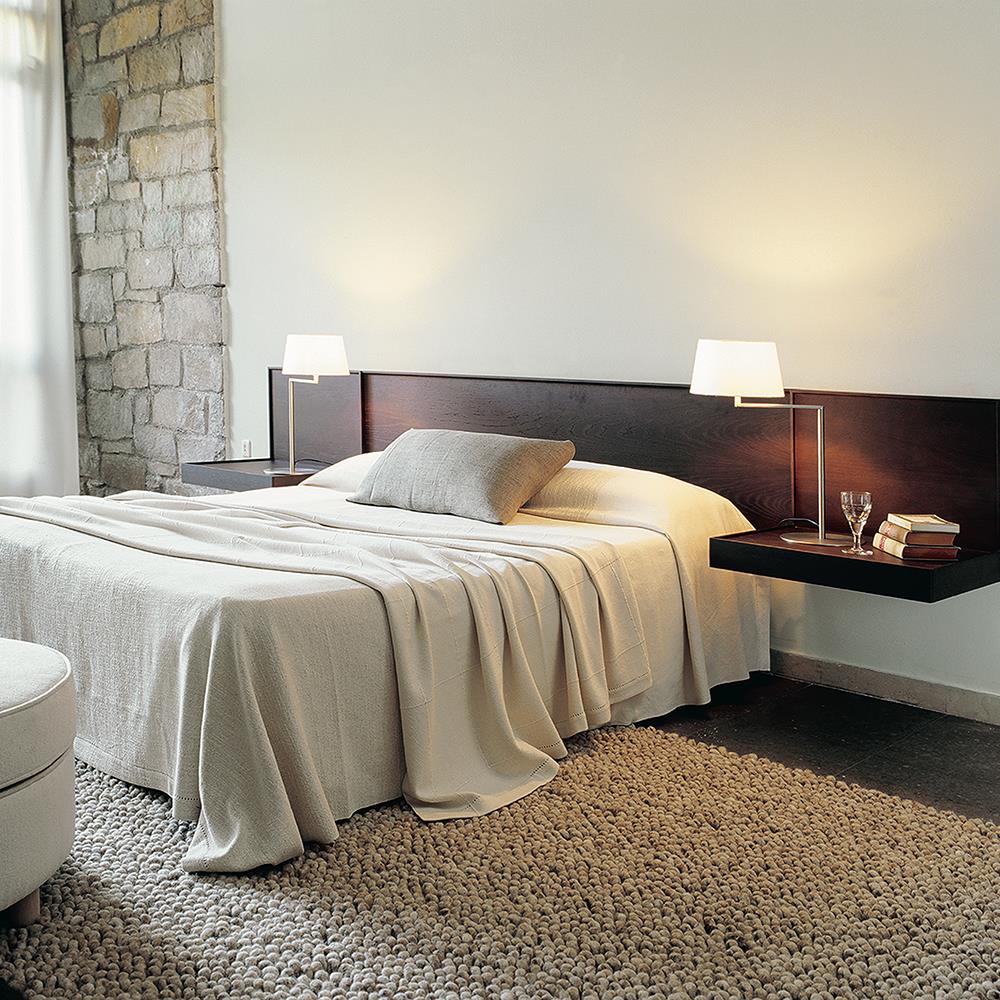 Santa & Cole Americana Table Lamp