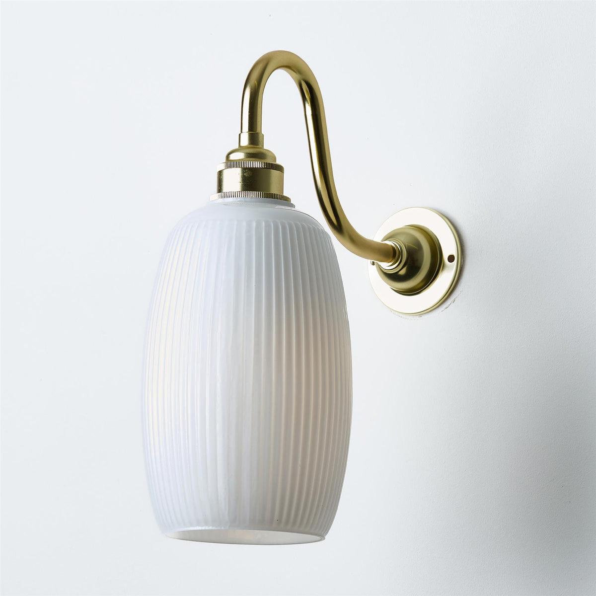Old School Electric Gillespie Wall Light : Swan Arm : Bathroom Version