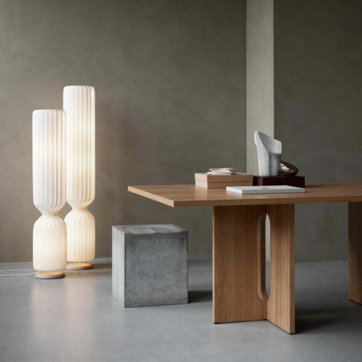 Tom Rossau TR41 Floor Lamp
