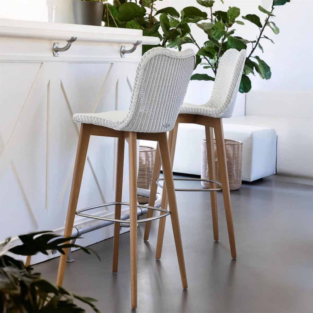 Vincent Sheppard Lily Oak Frame Stool