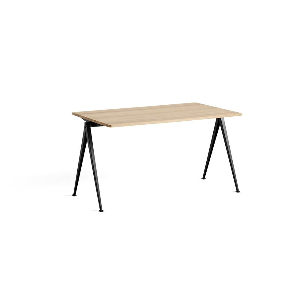 HAY Pyramid Dining Table 01 / 02