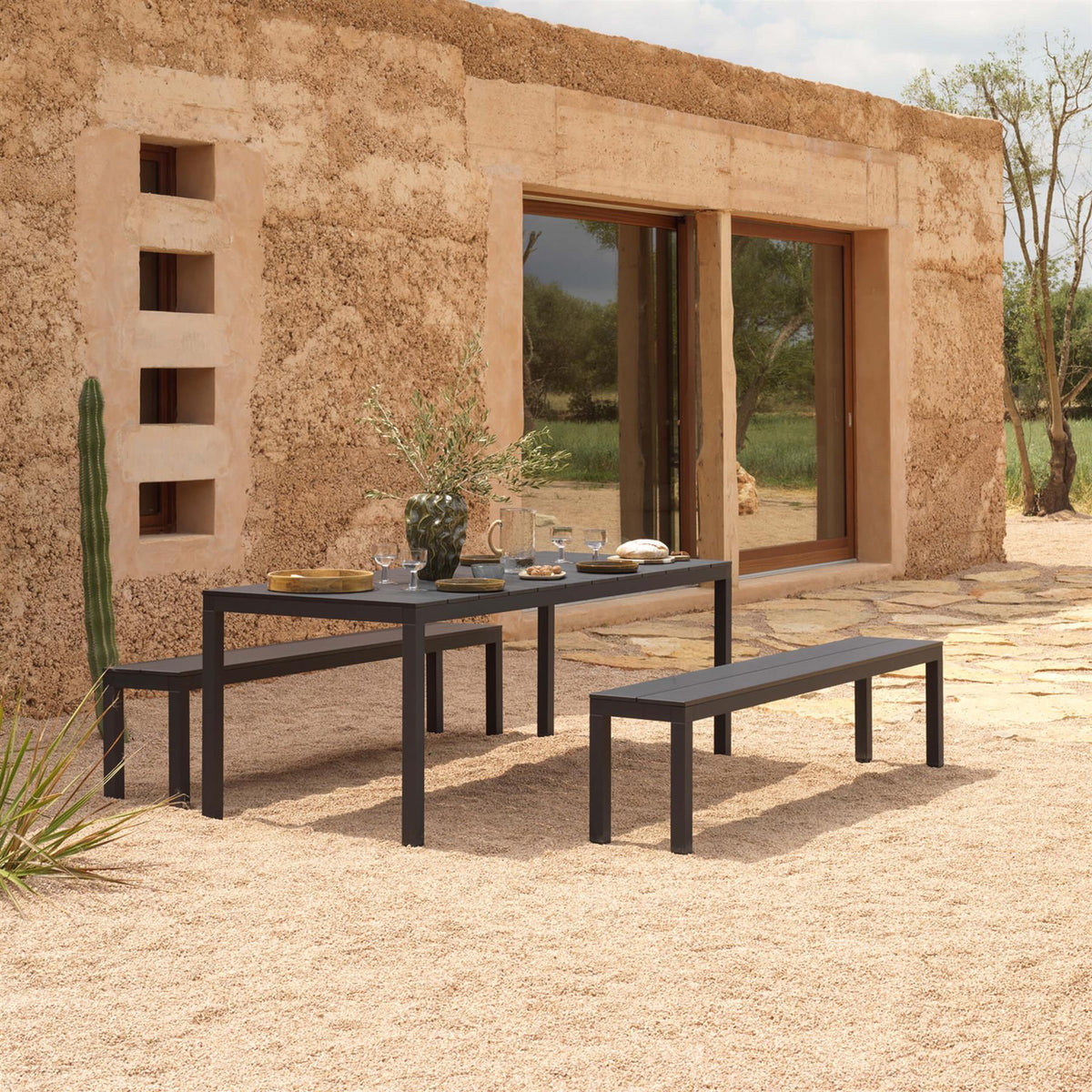 Nardi Rio Outdoor Picnic Set - Curated by Holloways of Ludlow