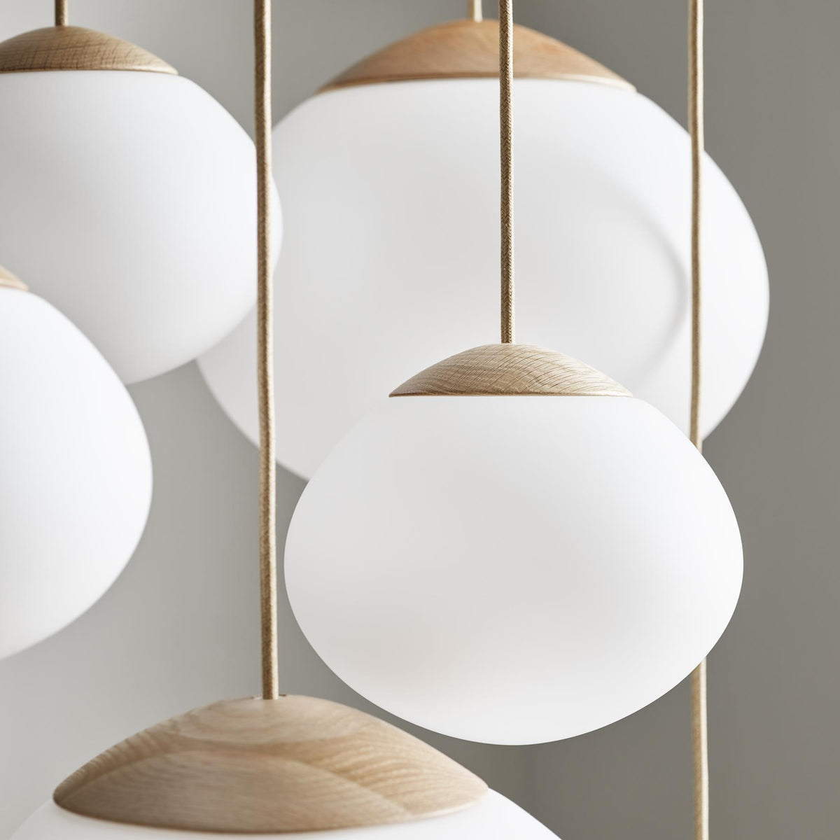 Bolia Acorn Pendant Light - Solid