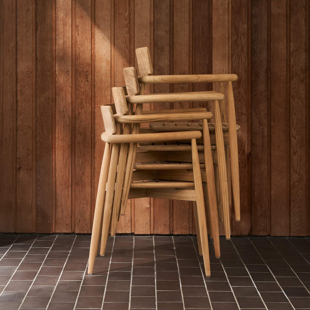 Carl Hansen & Son E008 Embrace Outdoor Dining Chair