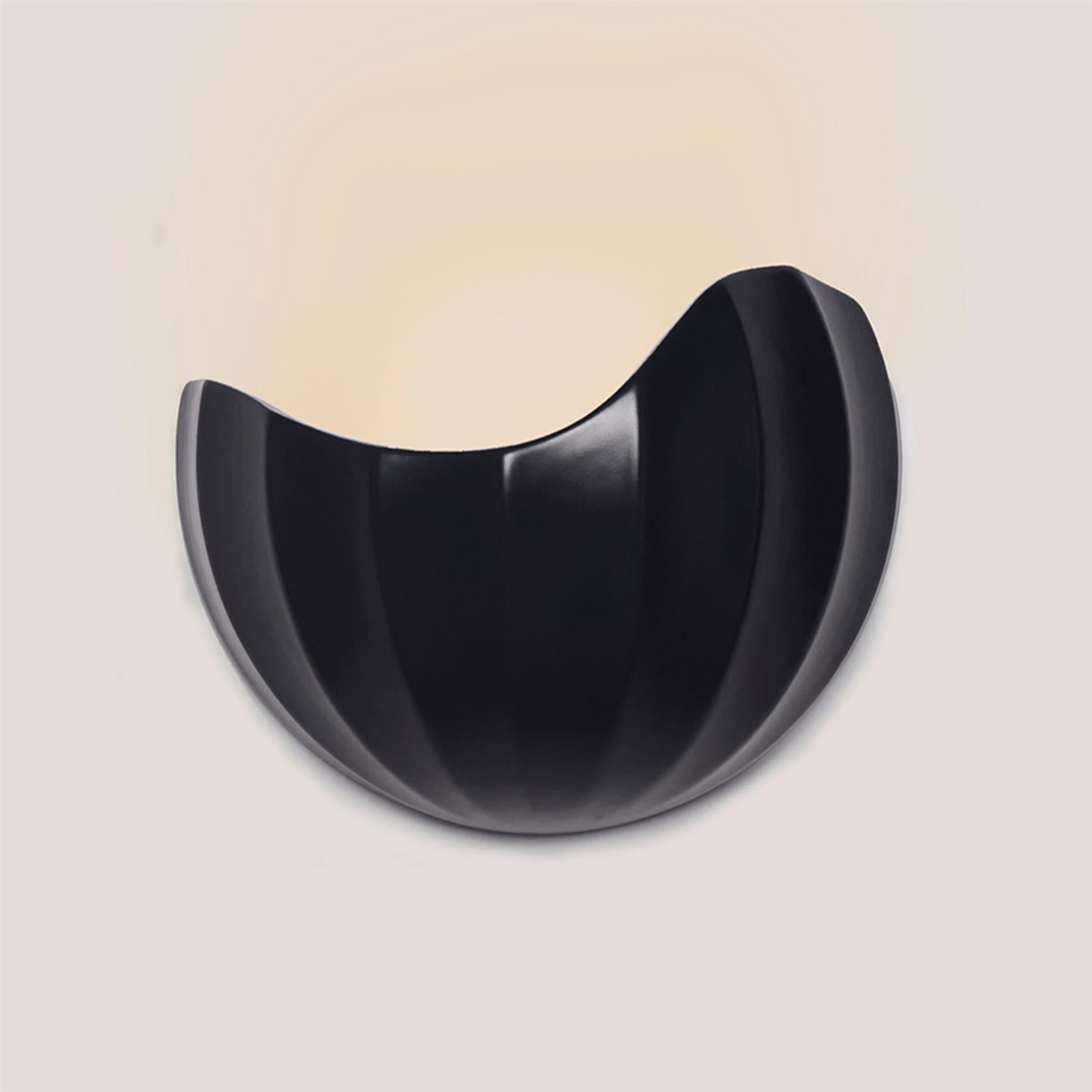 Patricia Lobo Onna Wall Light