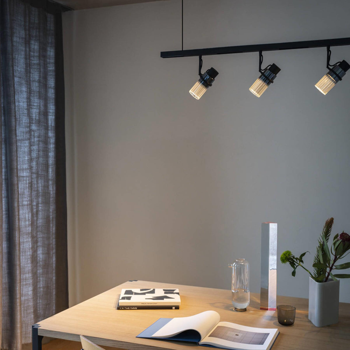 TOOY Lei Ceiling Track Light