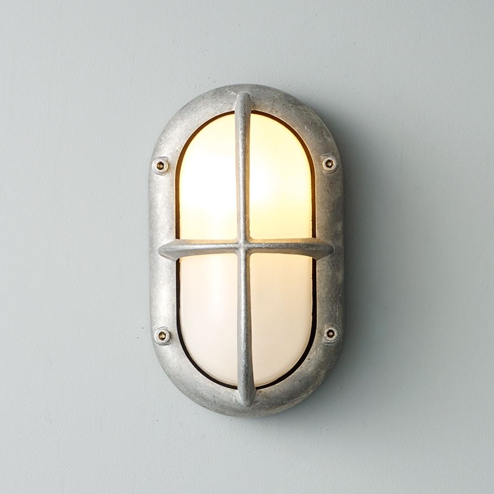 Davey Small Oval Exterior Bulkhead Fitting - With Guard