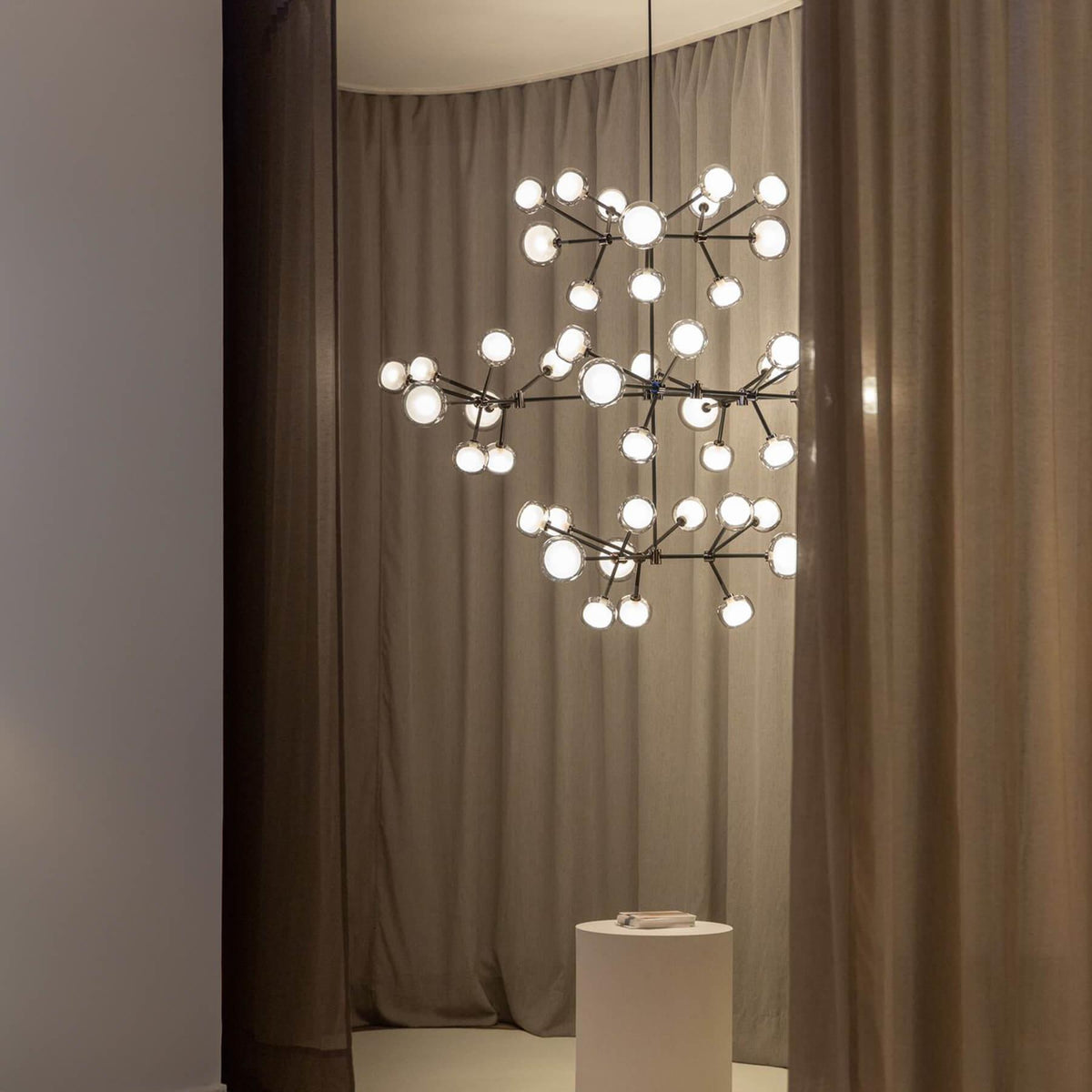 Tooy Nabila 552.48 Chandelier