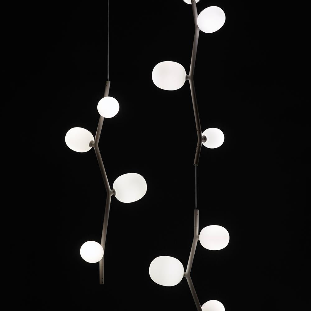 Ivy vertical pendant