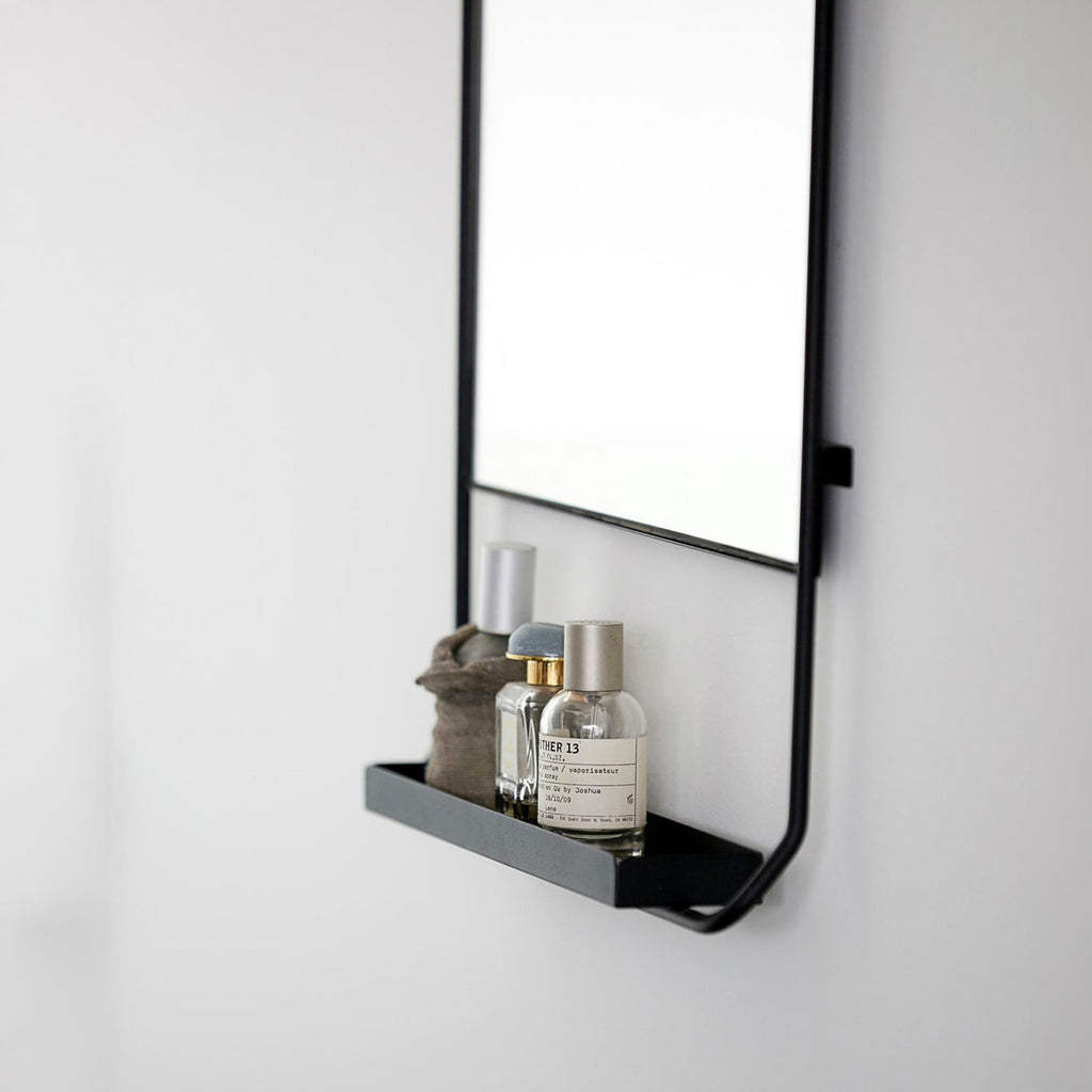 HD Chic Mirror with shelf - vertical