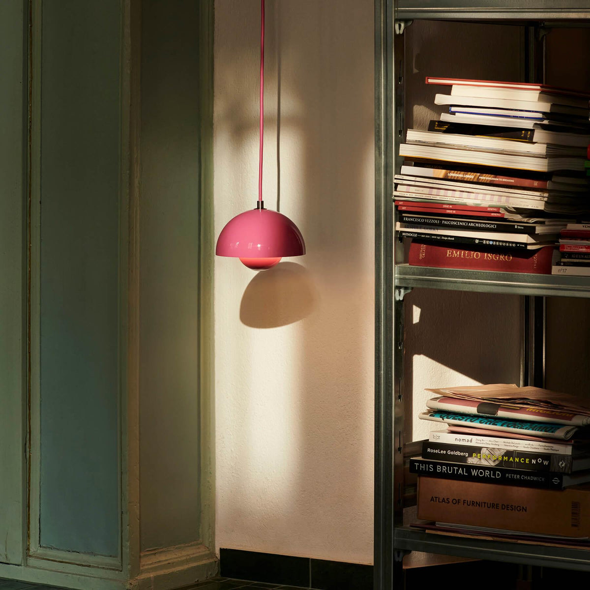 &Tradition VP10 Flowerpot Pendant Light