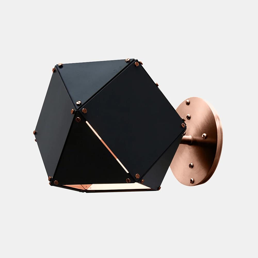 Welles wall sconce