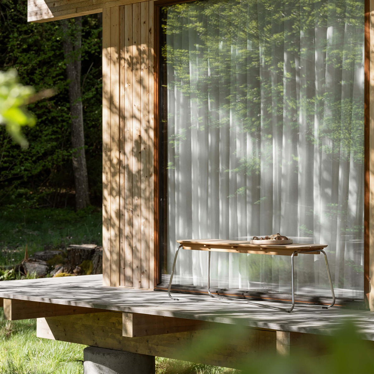 Fritz Hansen Lilium Garden Bench