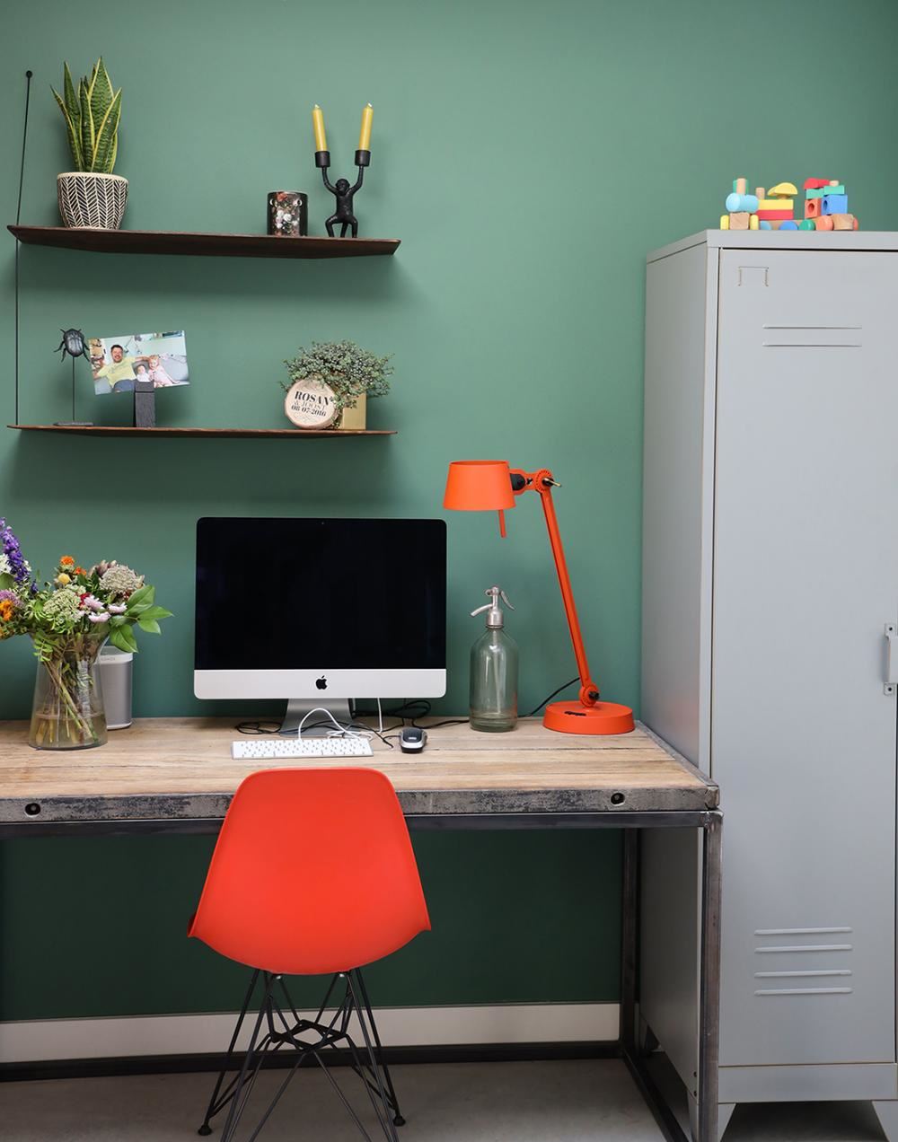 Bolt Desk Lamp - Single Arm