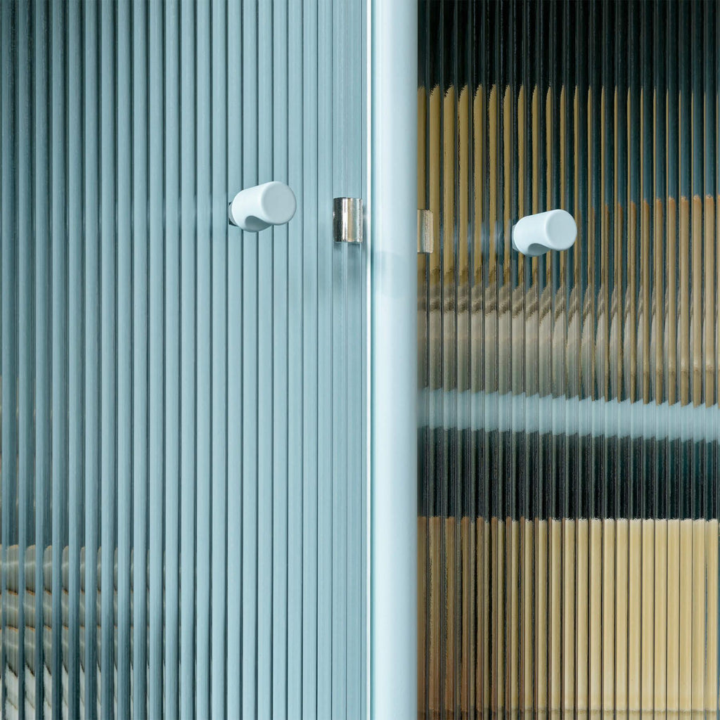 Montana Ripple I Cabinet