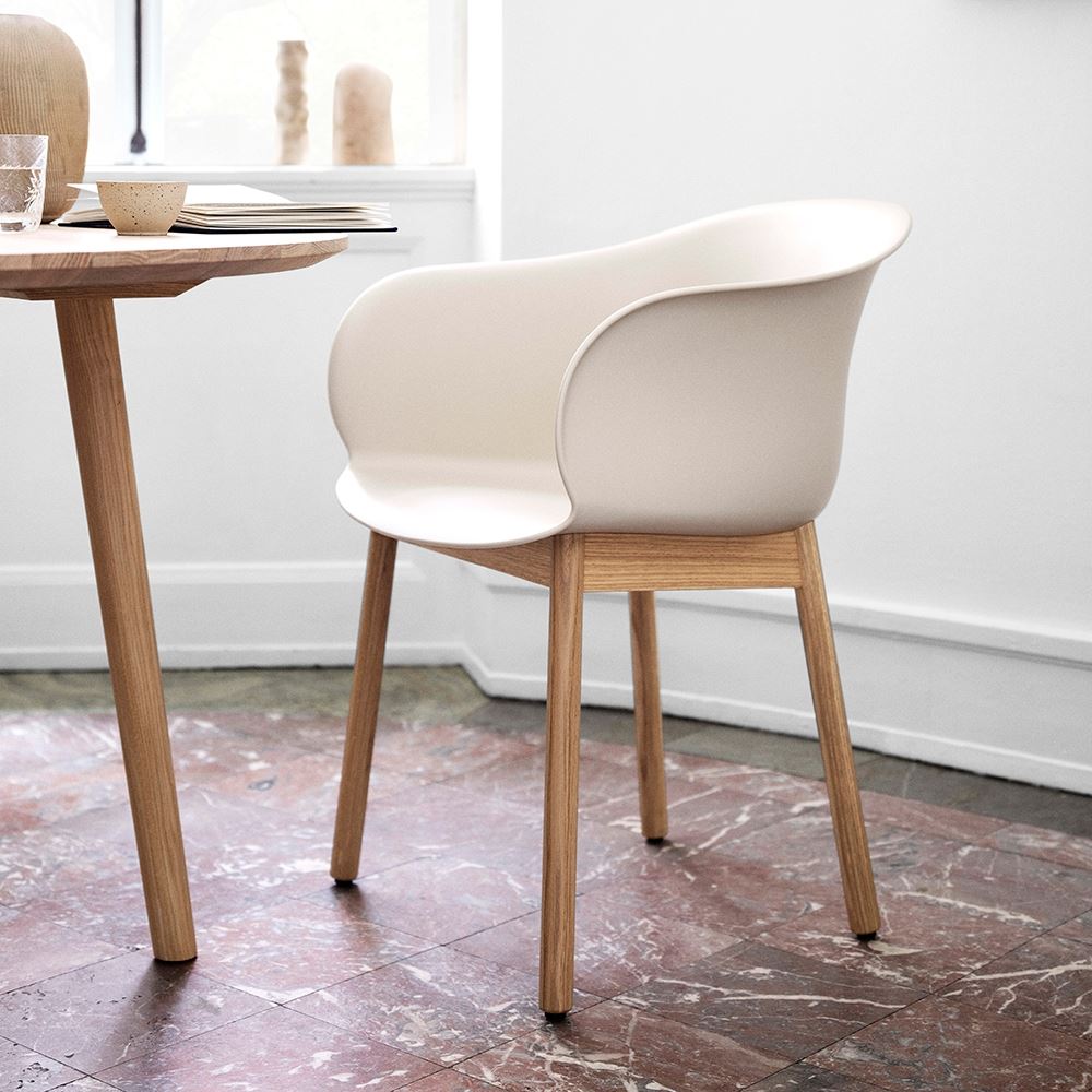 &Tradition JH30 Elefy Chair with Wooden Legs