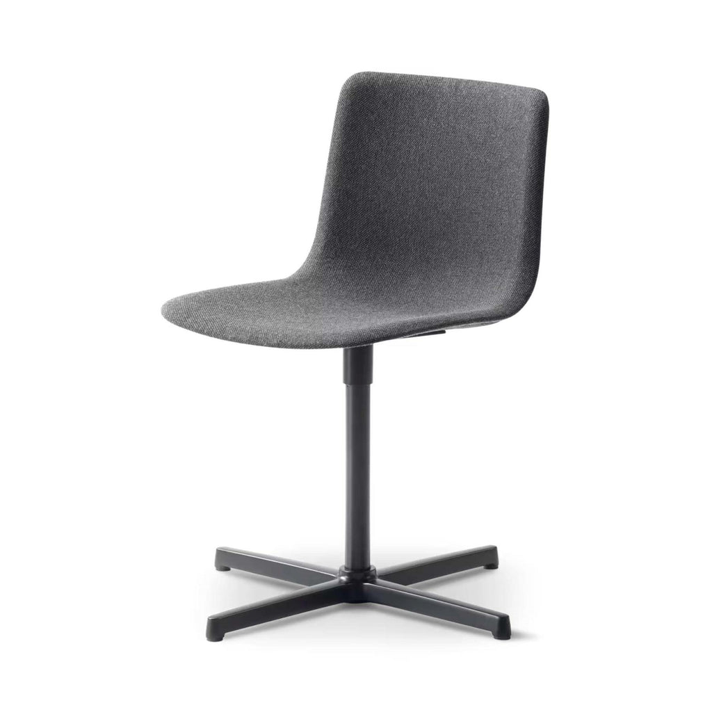 Fredericia Pato Swivel Chair, Fully Upholstered