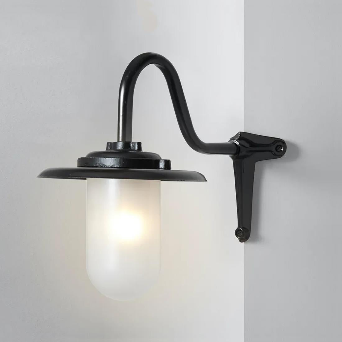Davey Exterior Bracket light 100W