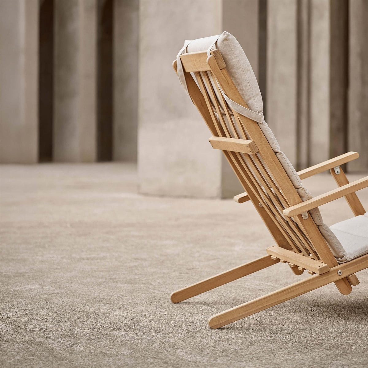 Carl Hansen & Son BM5568 Outdoor Deck Chair