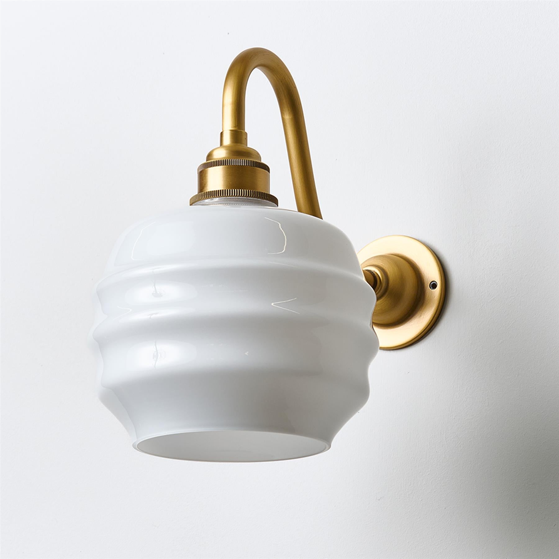 Old School Electric Deco Wall Light : Swan Arm