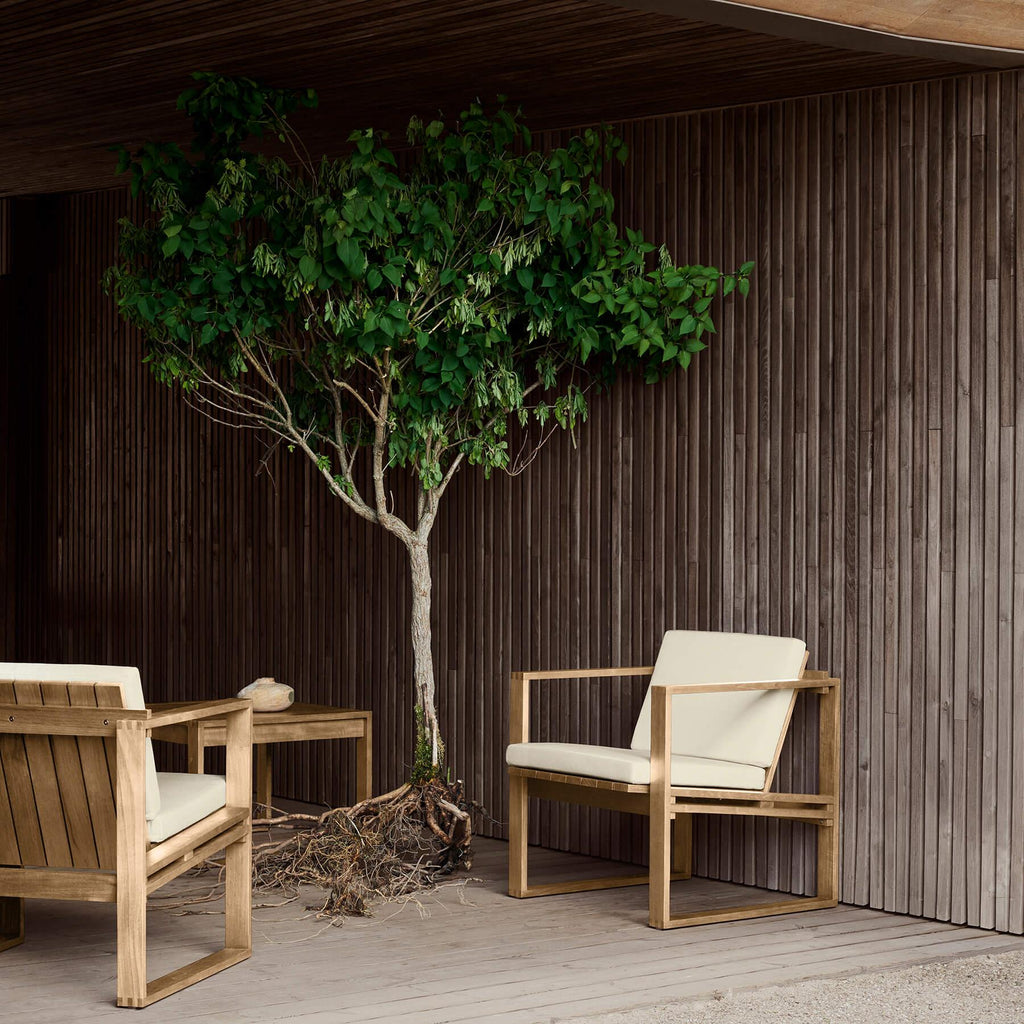 Carl Hansen & Son BK11 Outdoor Lounge Chair