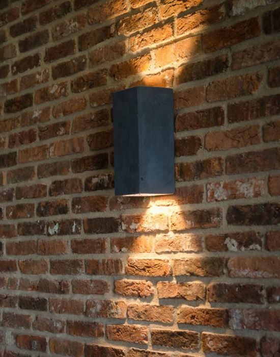 Orto concrete wall light