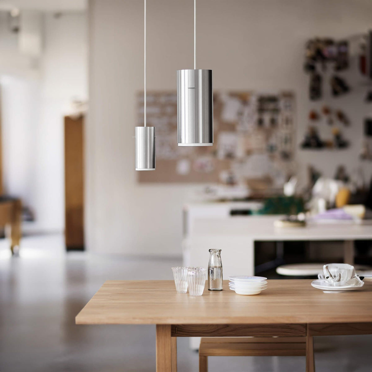 MOEBE Tube Pendant Light