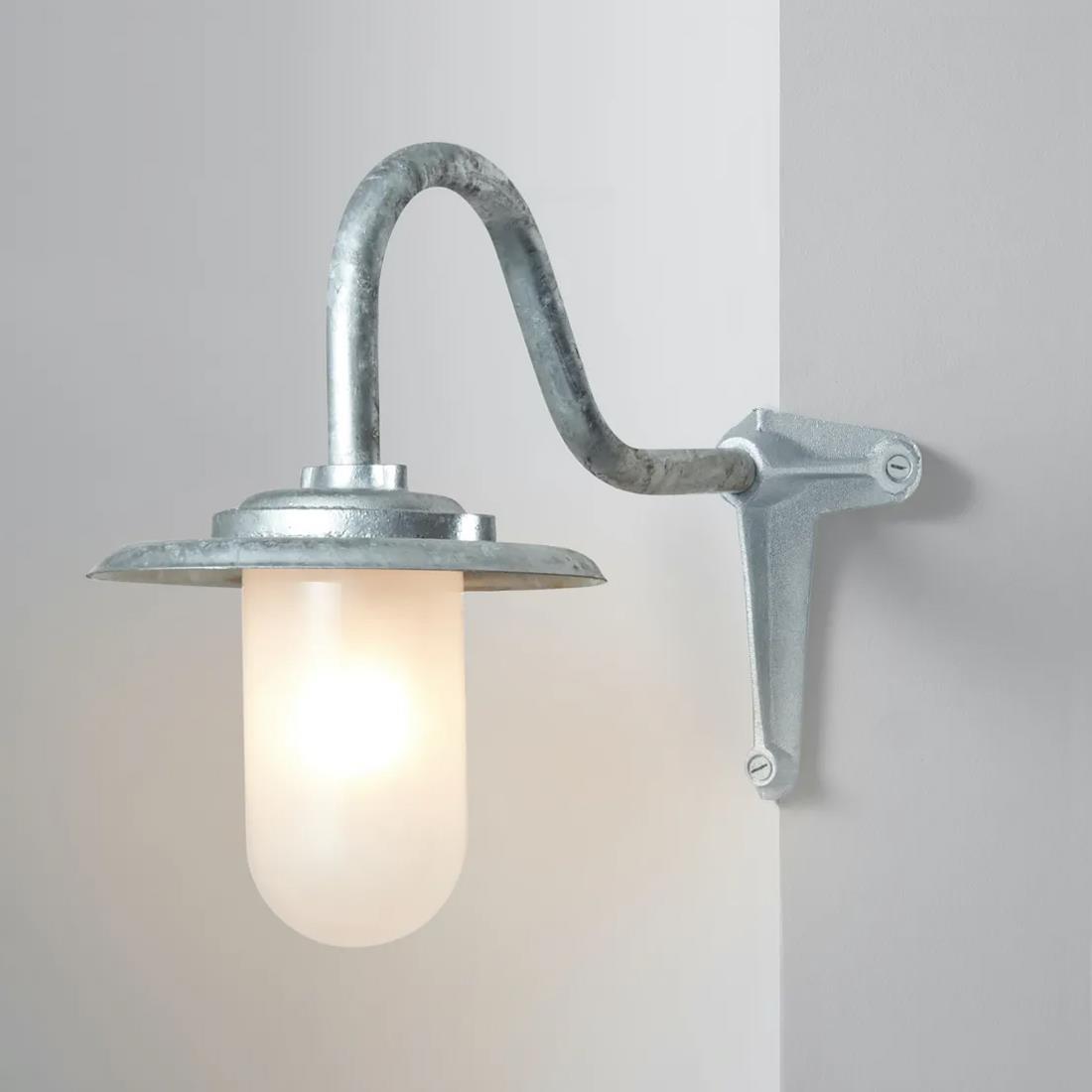 Davey Exterior Bracket light 100W