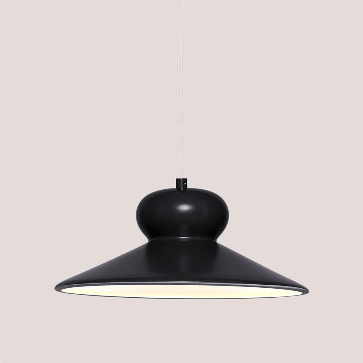 Patricia Lobo Ova Pendant Light