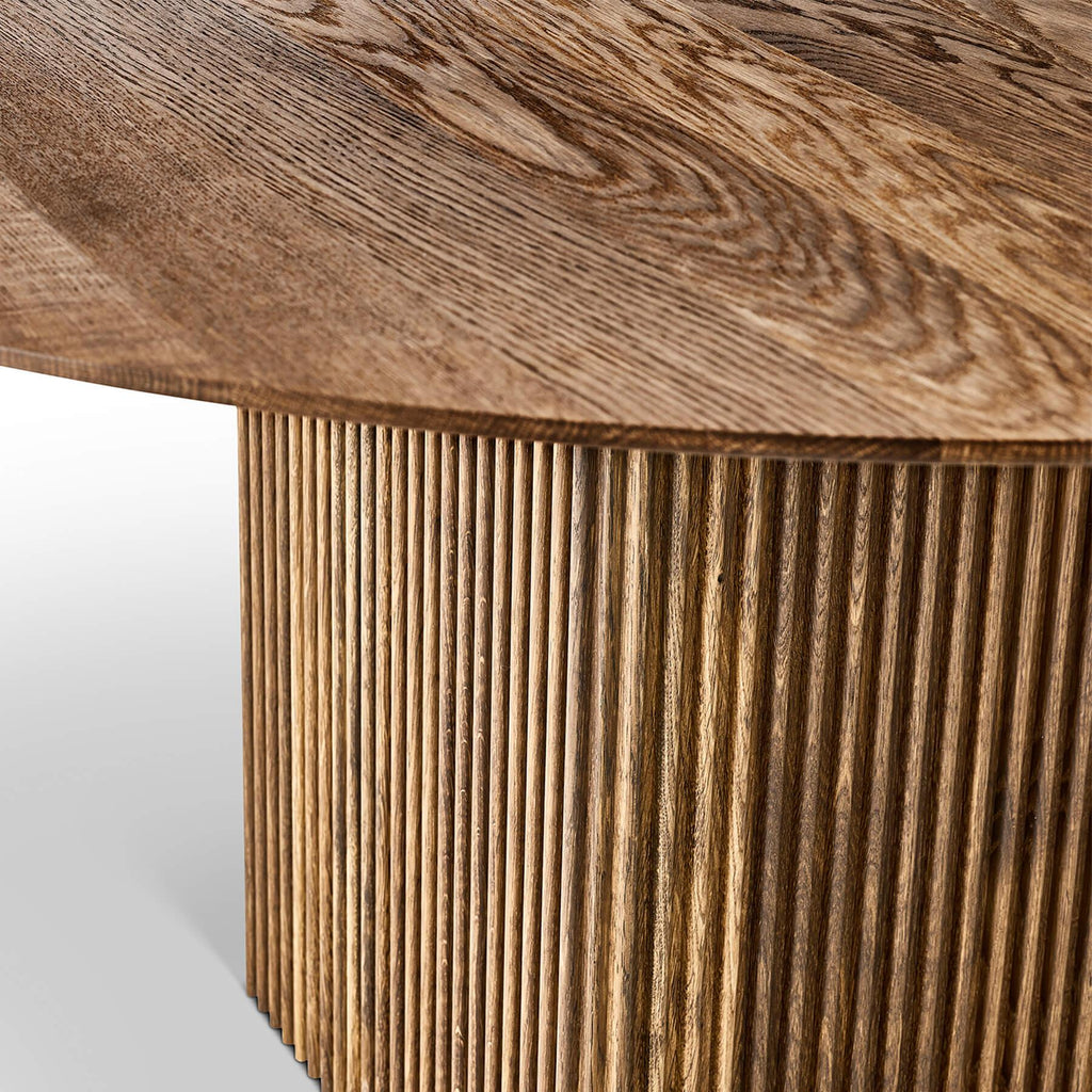 DK3 Ten Round Dining Table