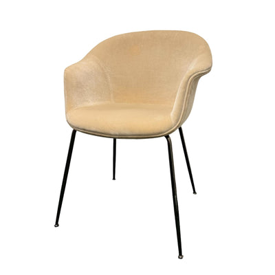 B-Stock Gubi Bat Chair - Red Velvet Dandy 202