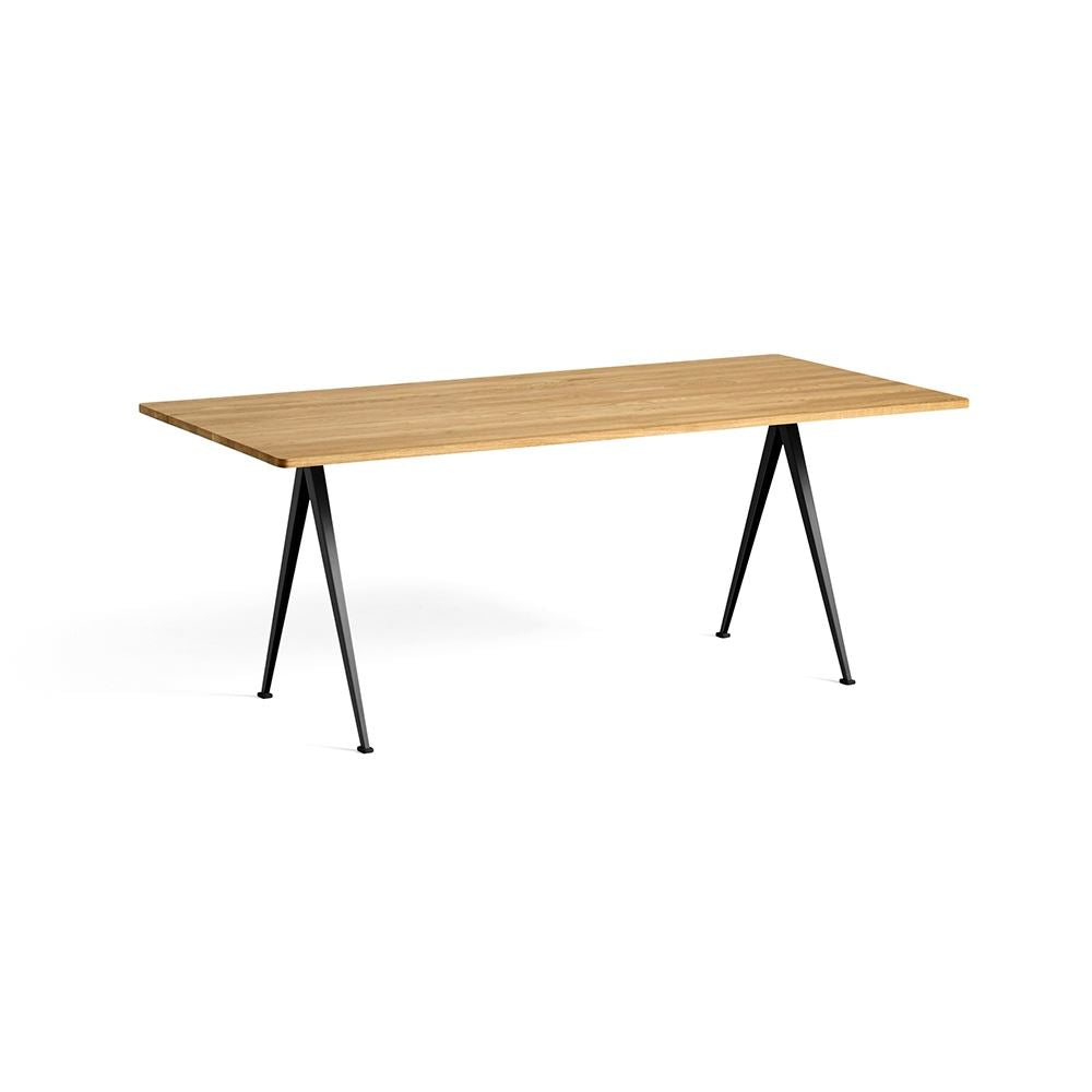 HAY Pyramid Dining Table 01 / 02