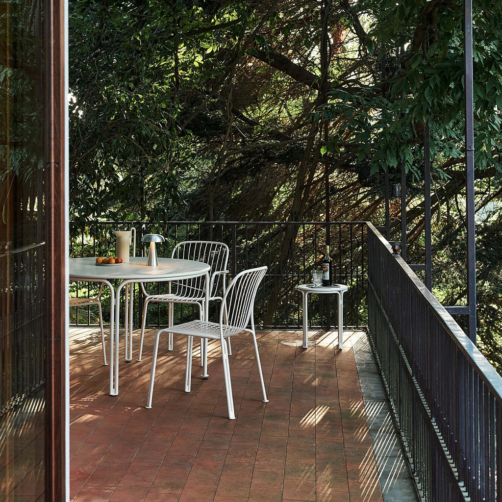 &Tradition Thorvald Round Garden Dining Set - Curated by Holloways of Ludlow