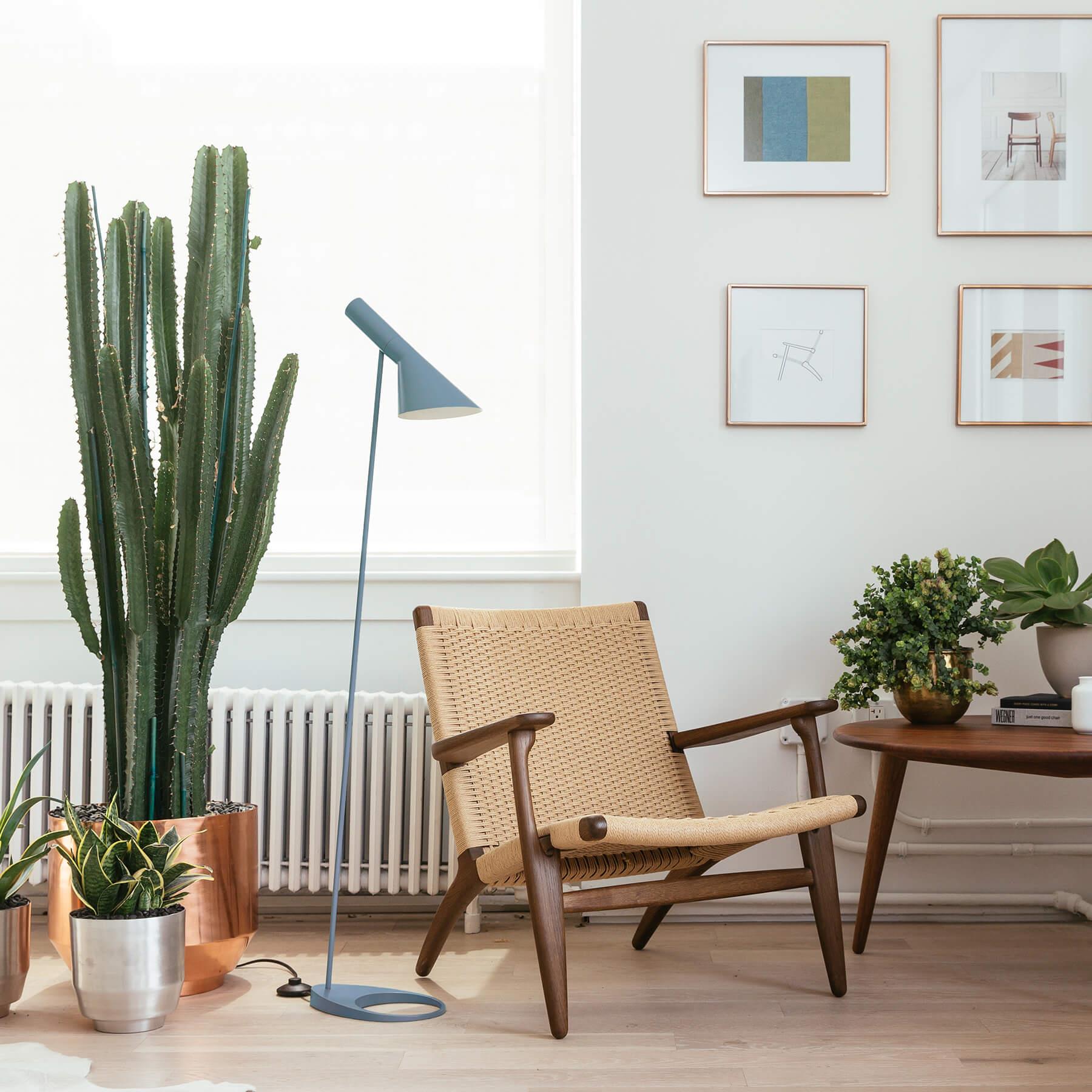Louis Poulsen AJ Floor Lamp