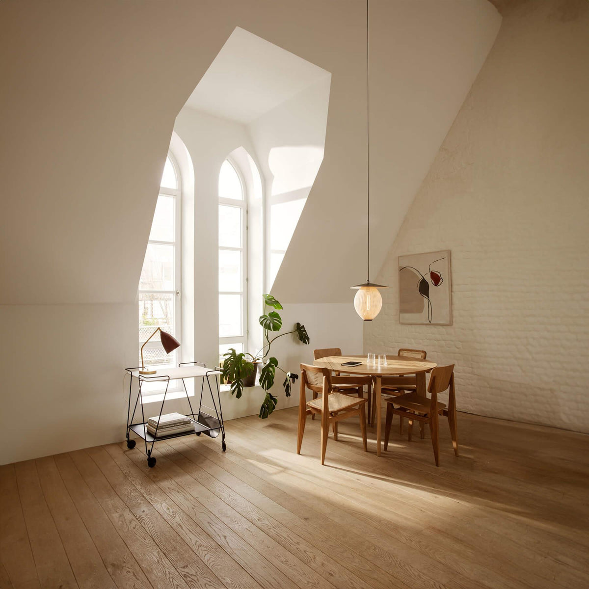 GUBI C-Chair Dining Chair - Paper Cord