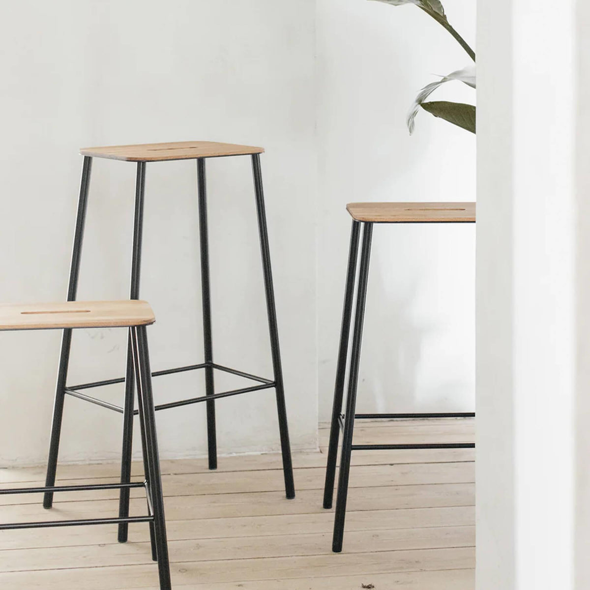 Frama Adam Breakfast Bar / Bar Stool